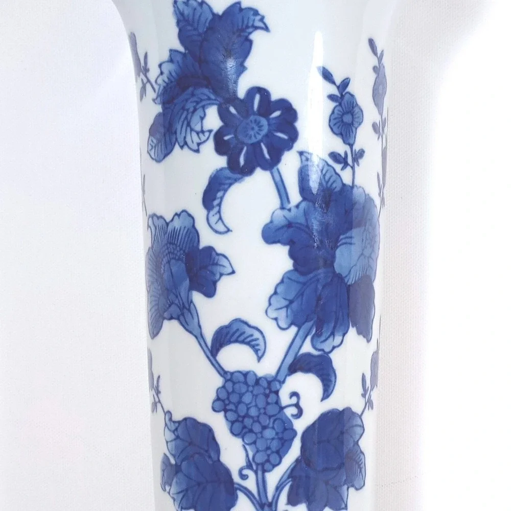 N/A blue white